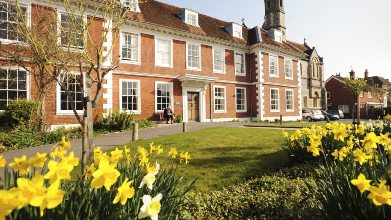 outside-building-college-sarum